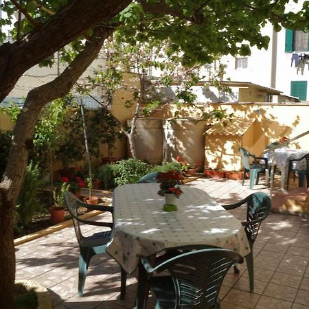 Bed And Breakfast Hibiscus Alghero Kültér fotó